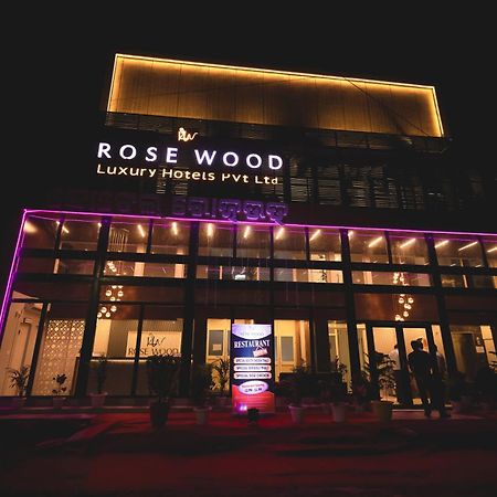 Rosewood Luxury Hotel 布巴内什瓦尔 外观 照片