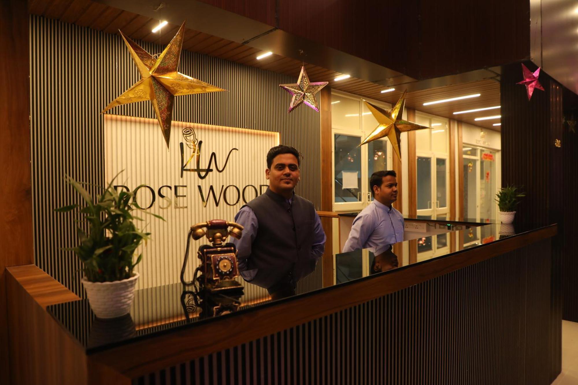Rosewood Luxury Hotel 布巴内什瓦尔 外观 照片